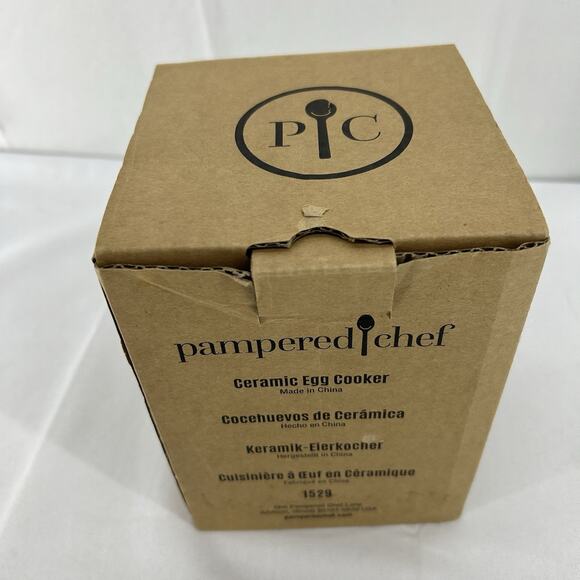 Pampered Chef Ceramic Egg Cooker nice Microwave egg cooker white With Box - Picture 4 of 12